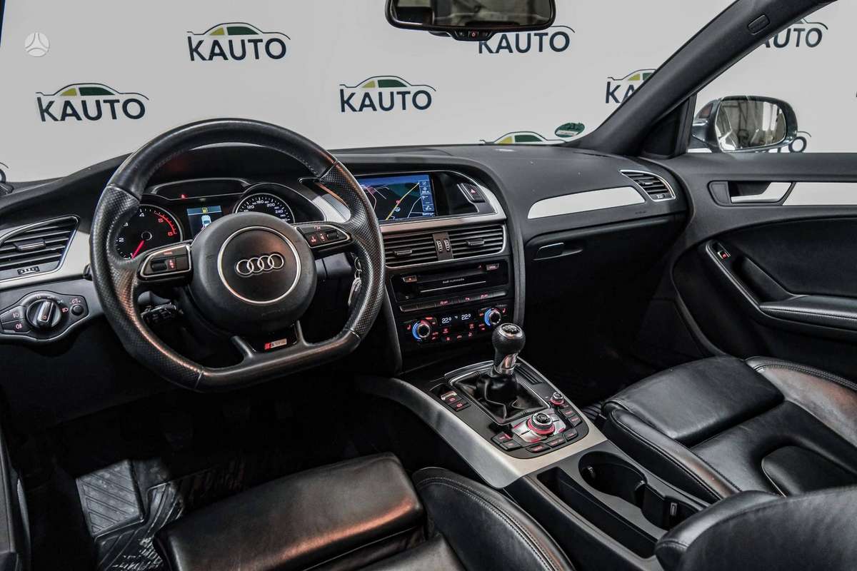 Audi A4, 3.0 l., universalas