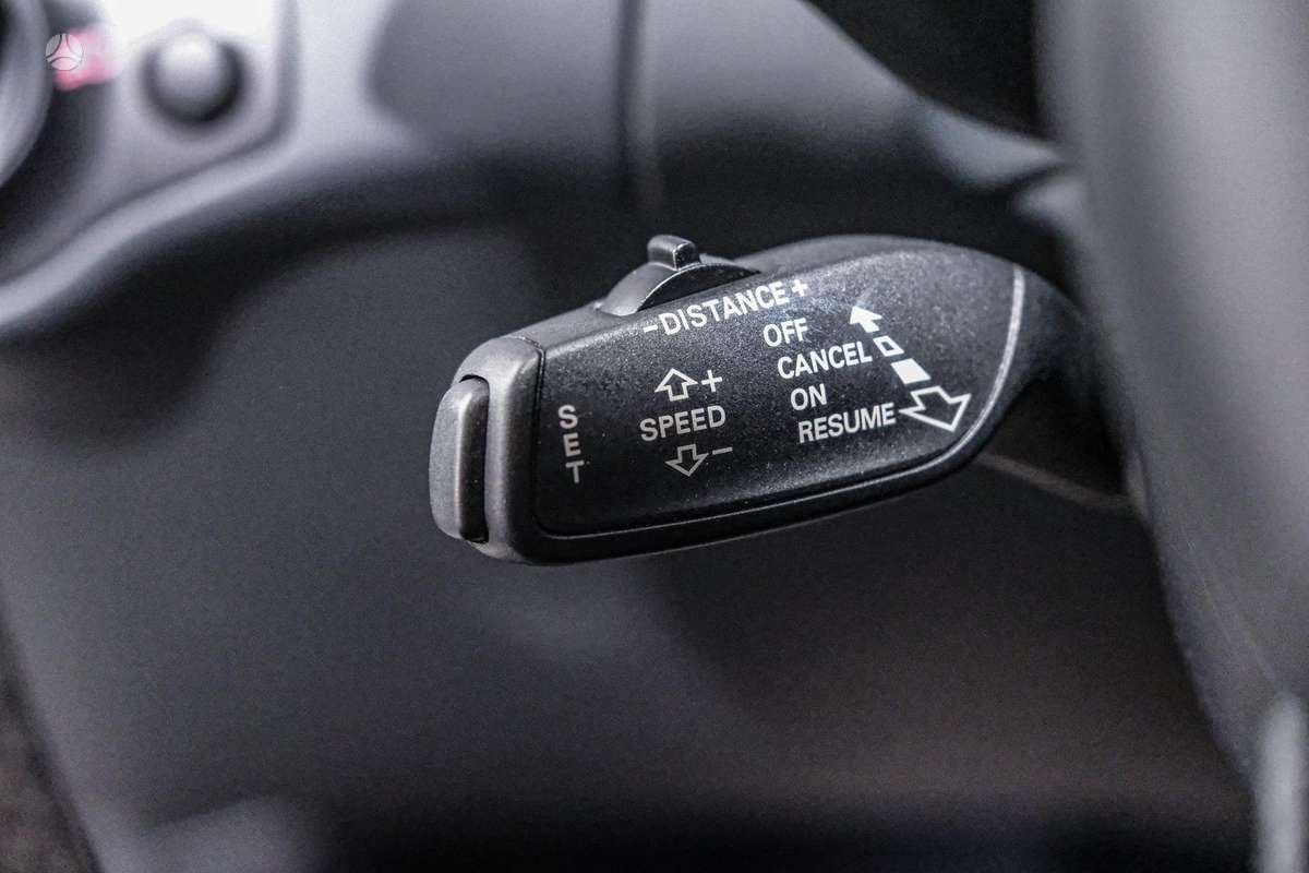 Audi A4, 3.0 l., universalas
