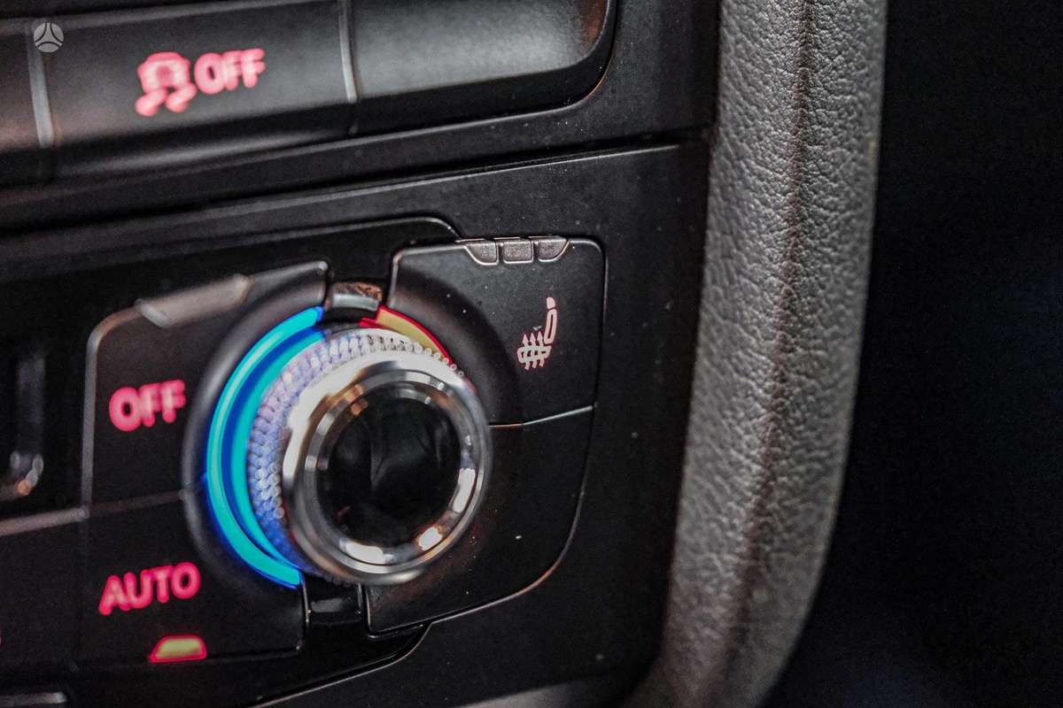 Audi A4, 3.0 l., universalas