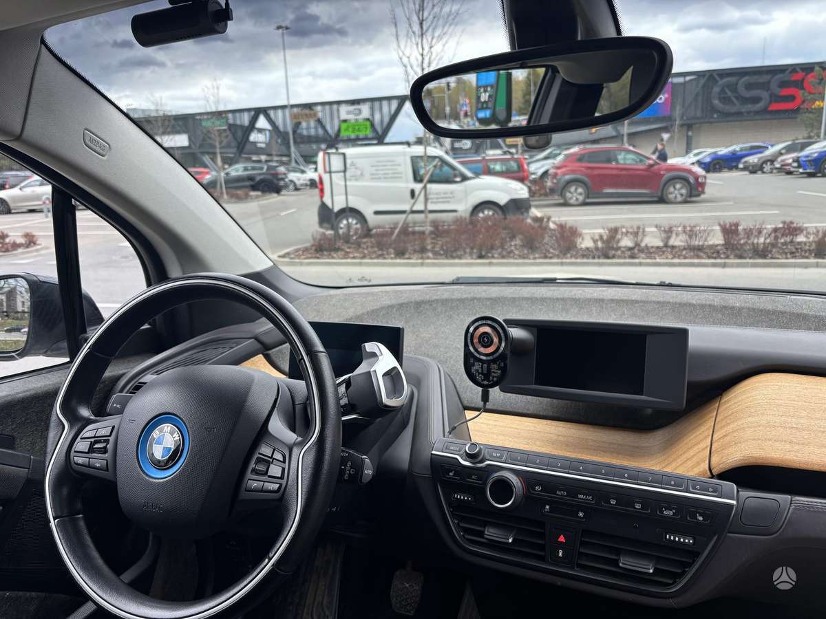 BMW i3, 18 kWh, hatchback