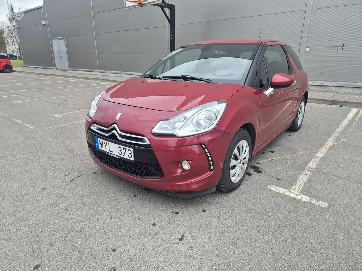 Citroen DS3, 1.6 l., Хэтчбек
