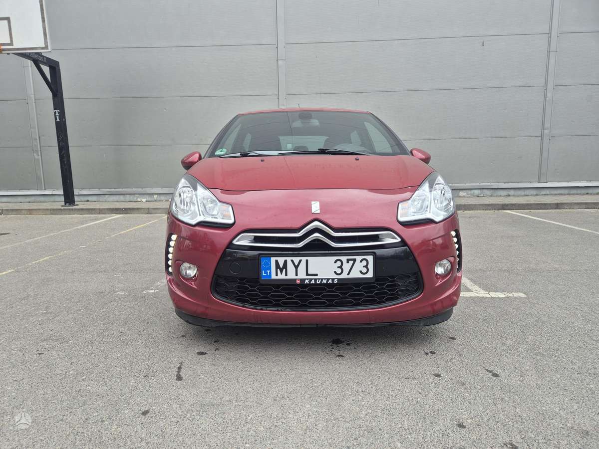 Citroen DS3, 1.6 l., hatchback