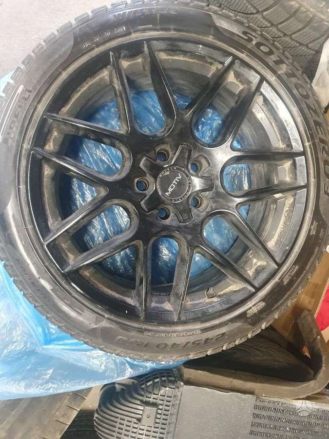 Audi, vieglmetāla, R18