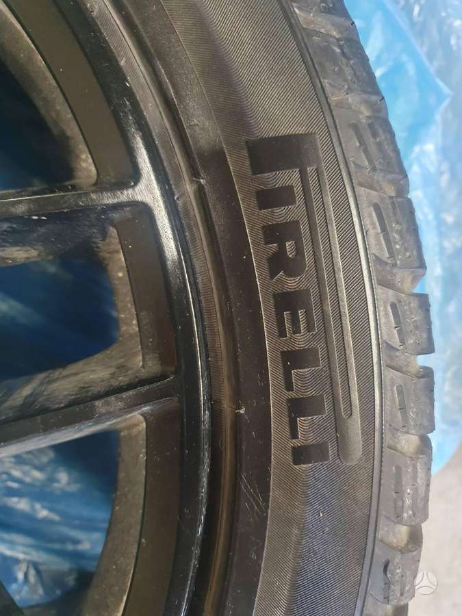 Audi, vieglmetāla, R18
