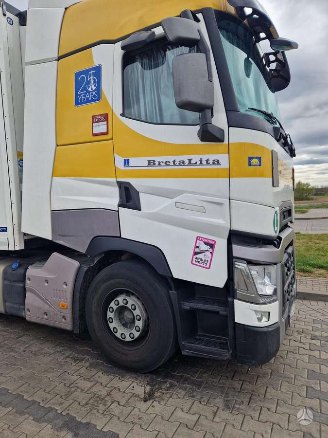 Renault T440, double sleeper