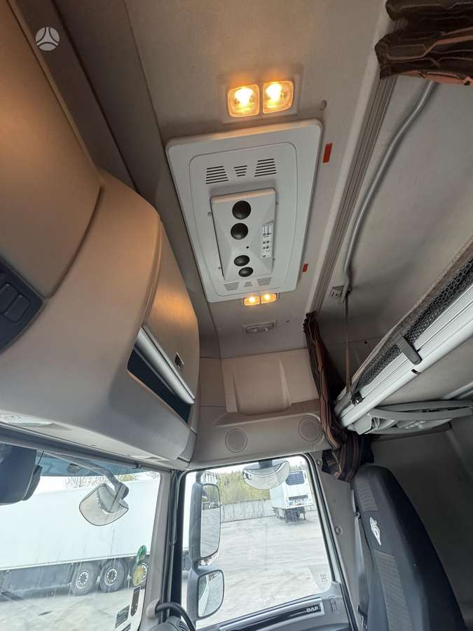 DAF XF480 Ft SUPER SPACE, double sleeper
