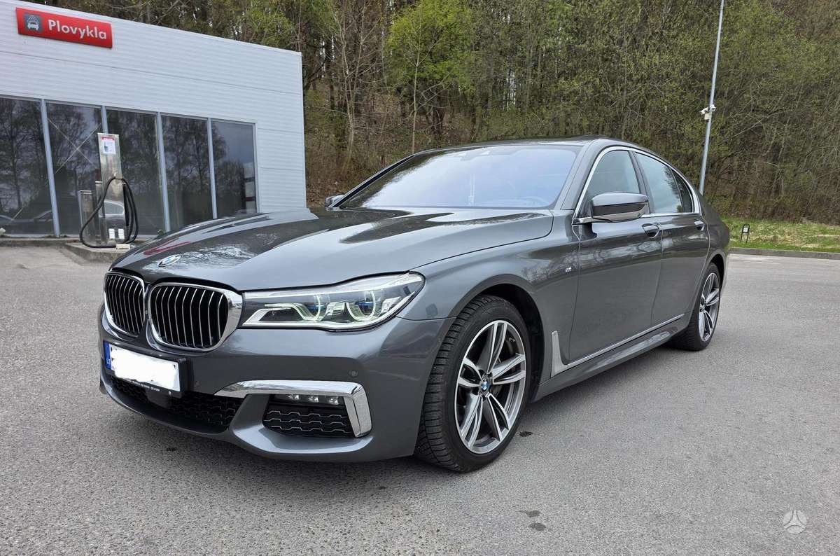 BMW 740, 3.0 l., Седан