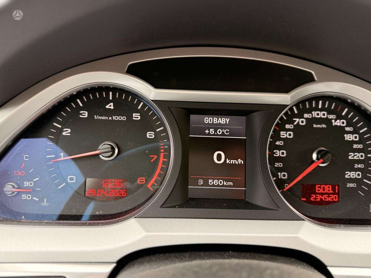 Audi A6, 2.0 l., saloon / sedan
