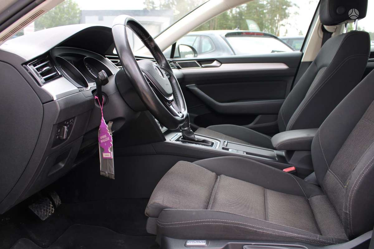Volkswagen Passat, 1.6 l., Универсал