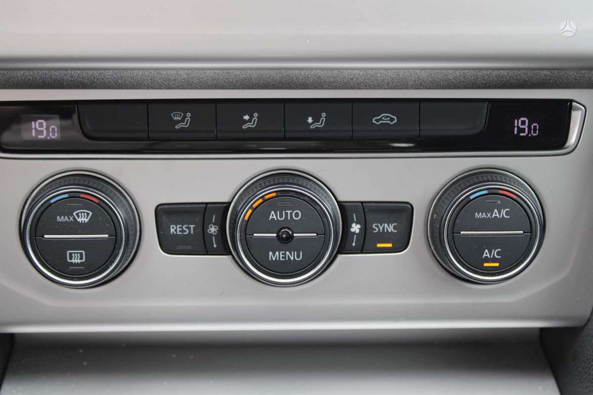 Volkswagen Passat, 1.6 l., Универсал