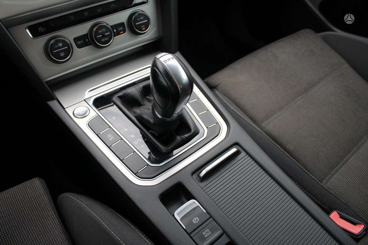 Volkswagen Passat, 1.6 l., Универсал