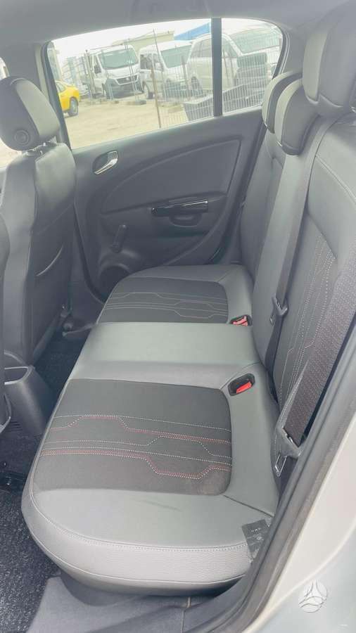 Opel Corsa, 1.3 l., hatchback