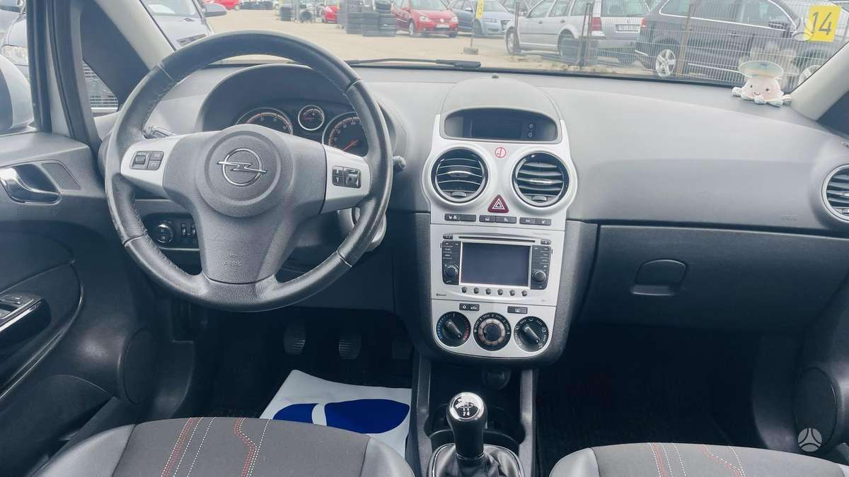 Opel Corsa, 1.3 l., Хэтчбек