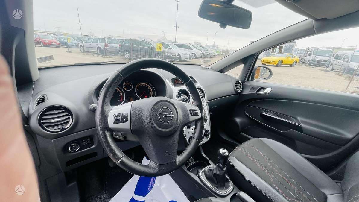 Opel Corsa, 1.3 l., hatchback