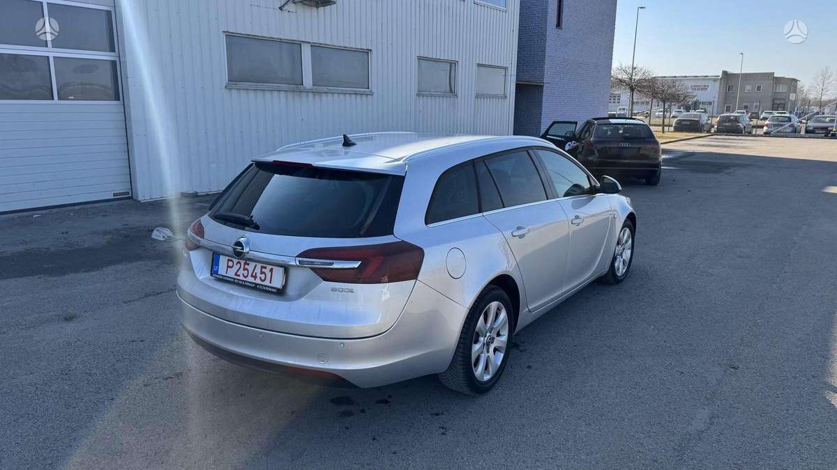 Opel Insignia, 2.0 l., Универсал