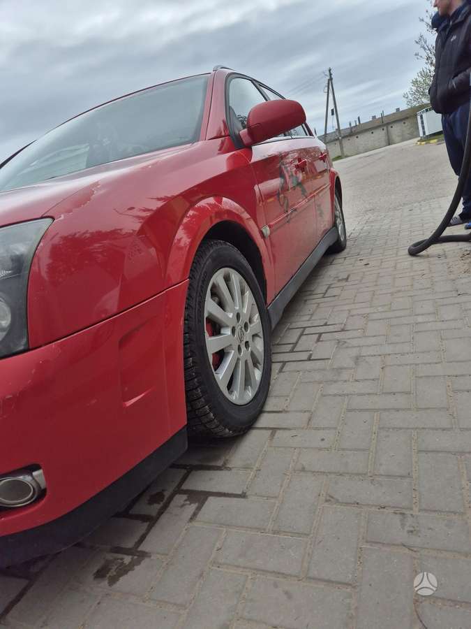 Opel Signum, 2.2 l., hatchback