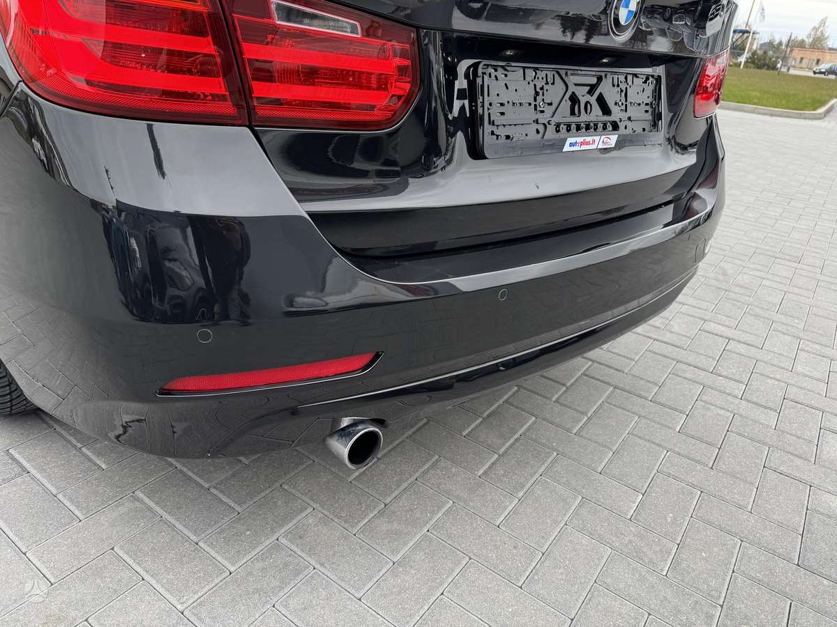 BMW 318, 2.0 l., wagon
