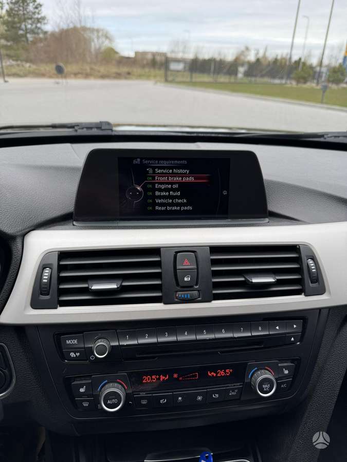 BMW 318, 2.0 l., wagon