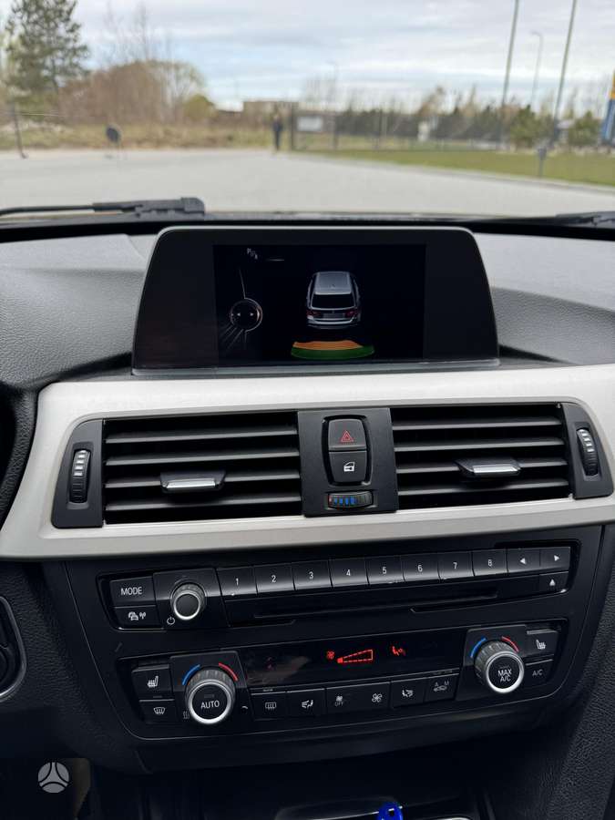 BMW 318, 2.0 l., universalas