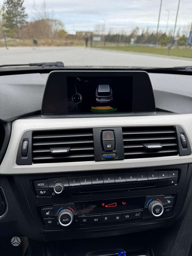 BMW 318, 2.0 l., wagon
