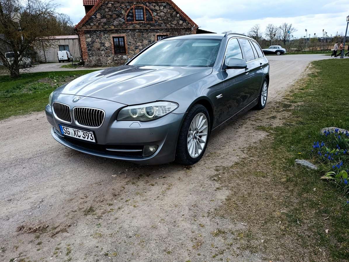 BMW 530, 3.0 l., wagon
