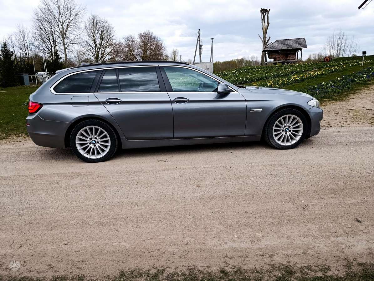 BMW 530, 3.0 l., wagon