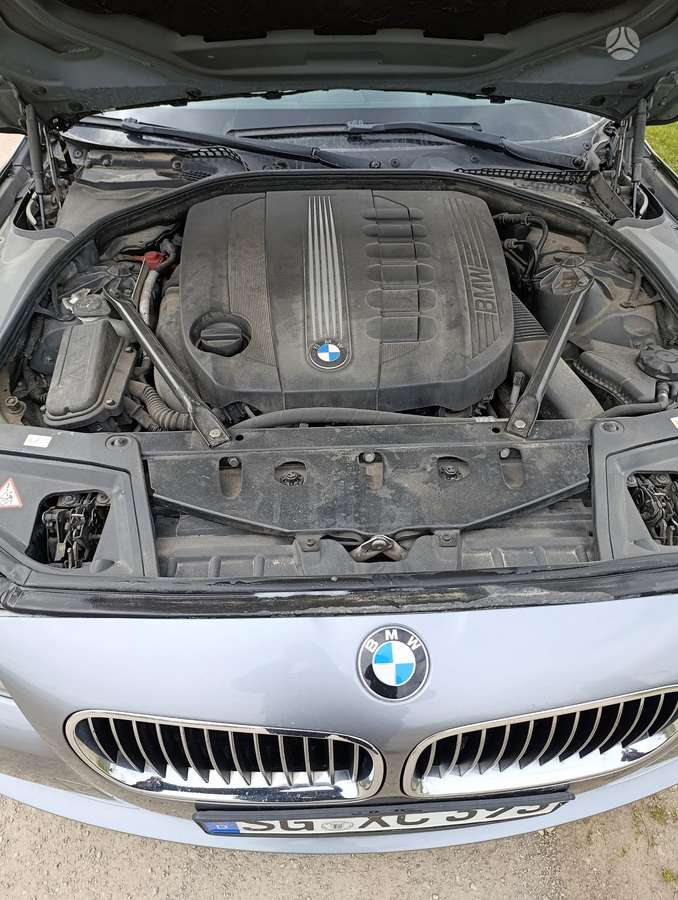 BMW 530, 3.0 l., wagon