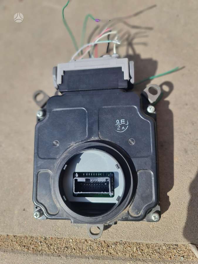 Toyota RAV4 Led blokelis 80 galogena 30