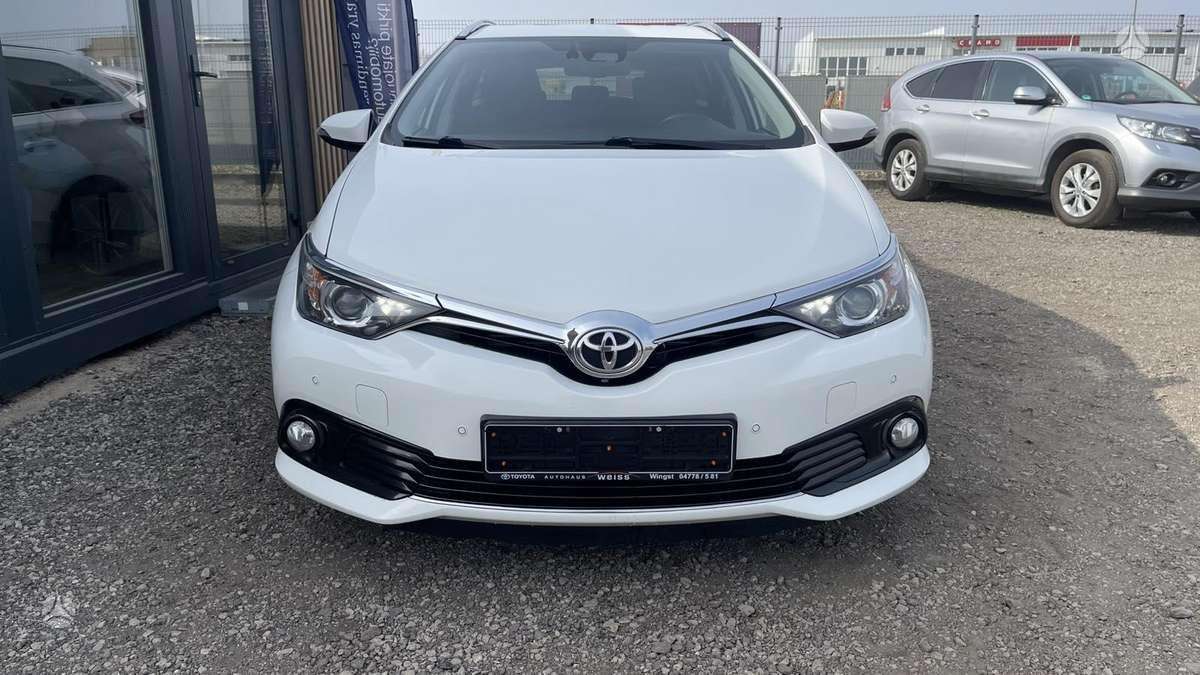 Toyota Auris - 5