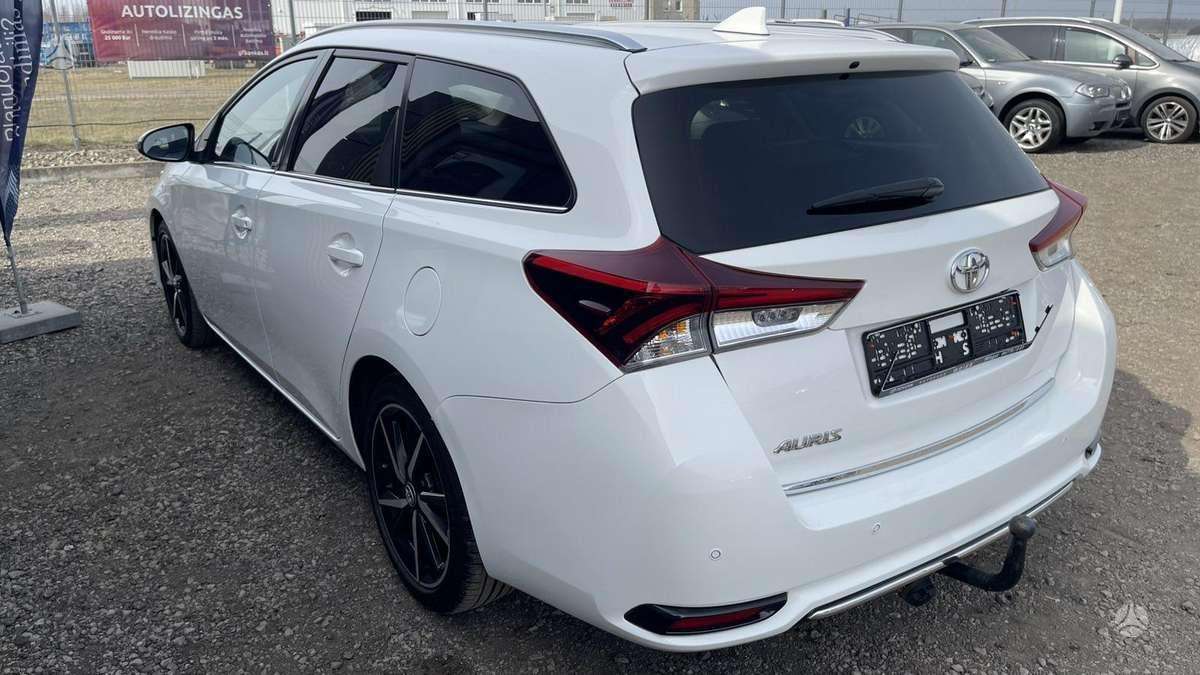 Toyota Auris - 8