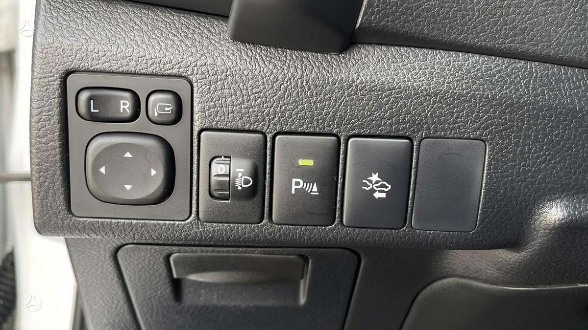 Toyota Auris, 1.6 l., Универсал