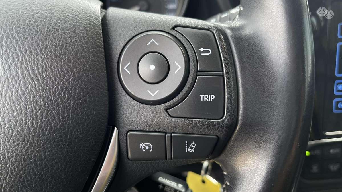 Toyota Auris, 1.6 l., Универсал
