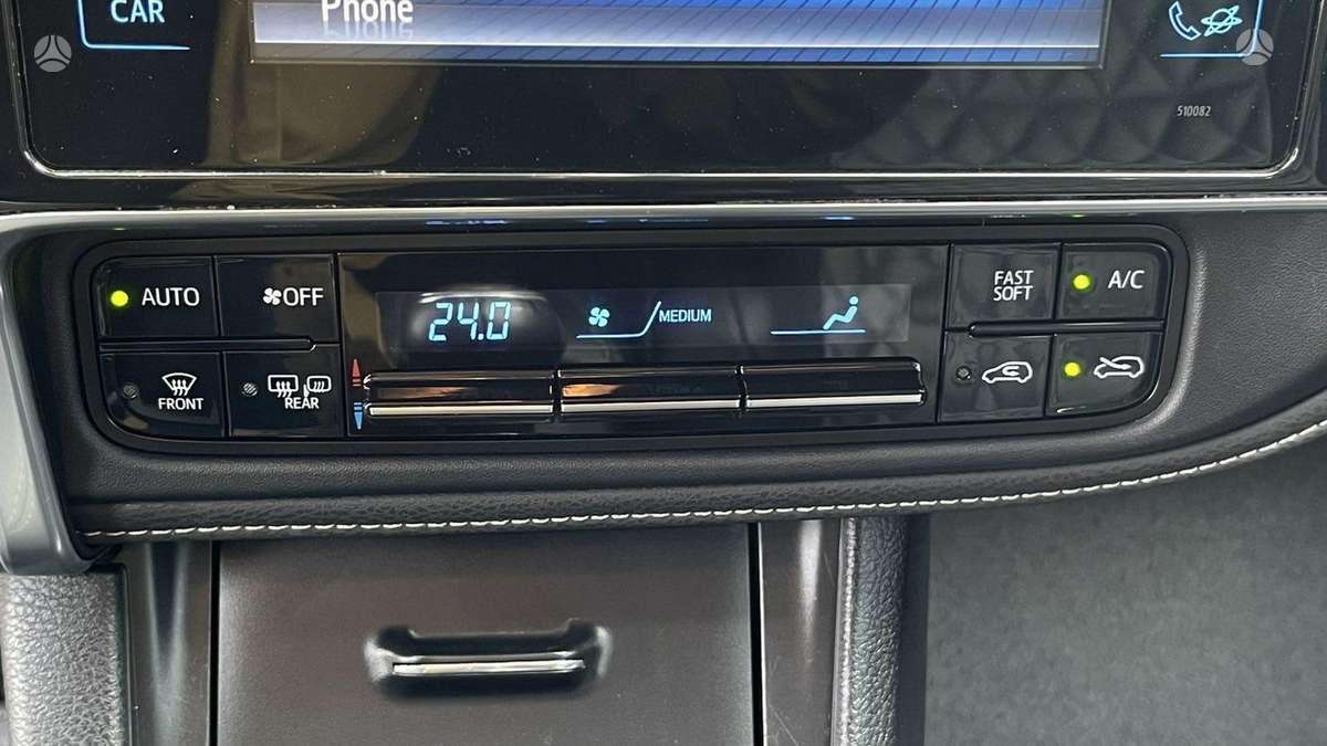 Toyota Auris, 1.6 l., Универсал