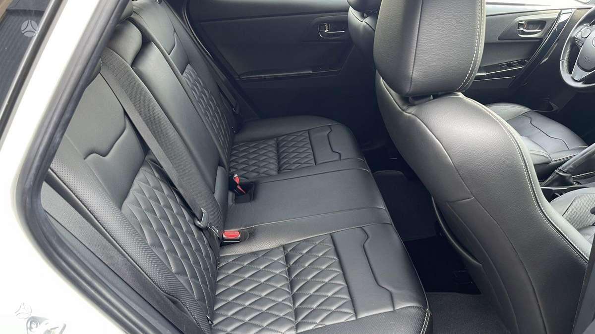 Toyota Auris, 1.6 l., Универсал