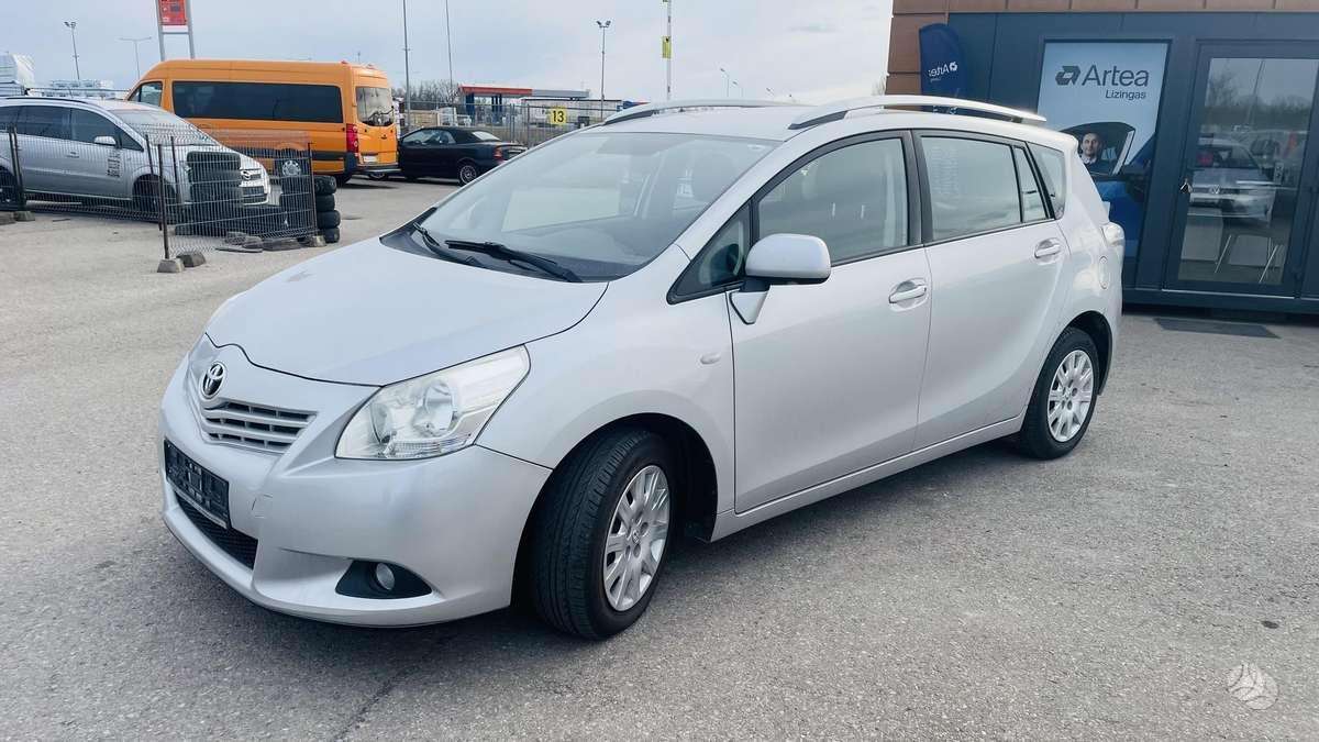 Toyota Verso - 4