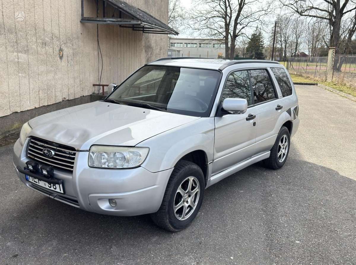 Subaru Forester, 2.0 l., Хэтчбек