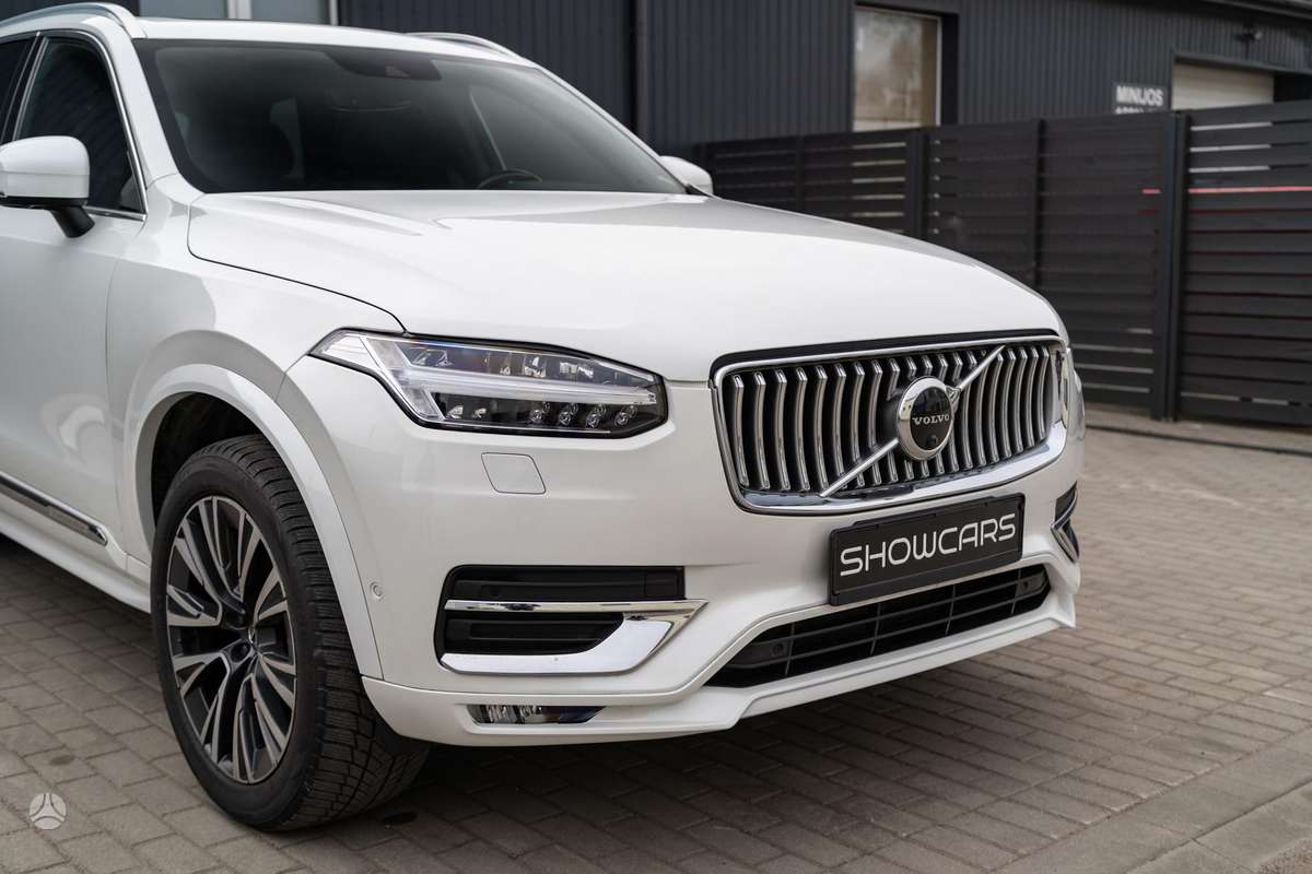 Volvo XC90 - 11