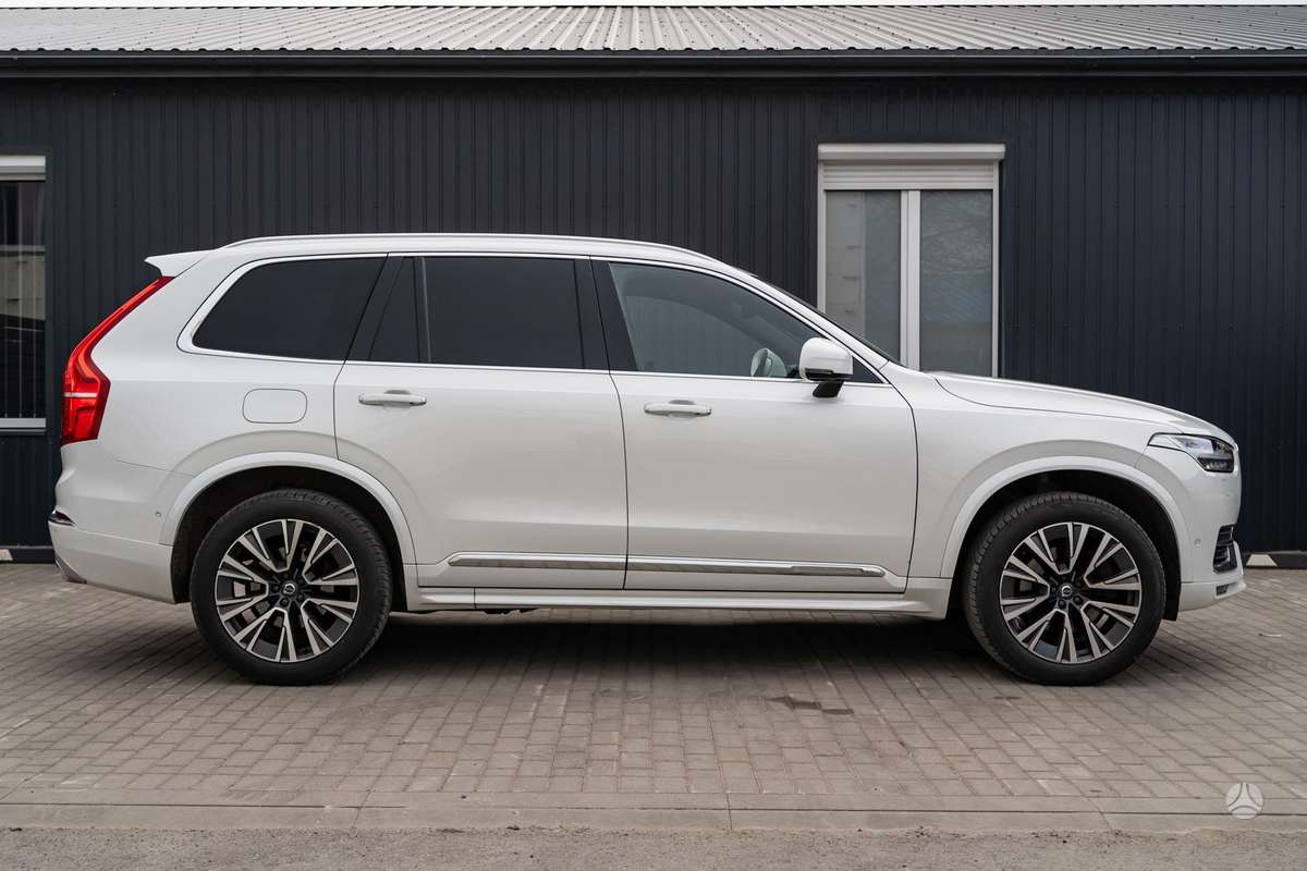 Volvo XC90 - 9