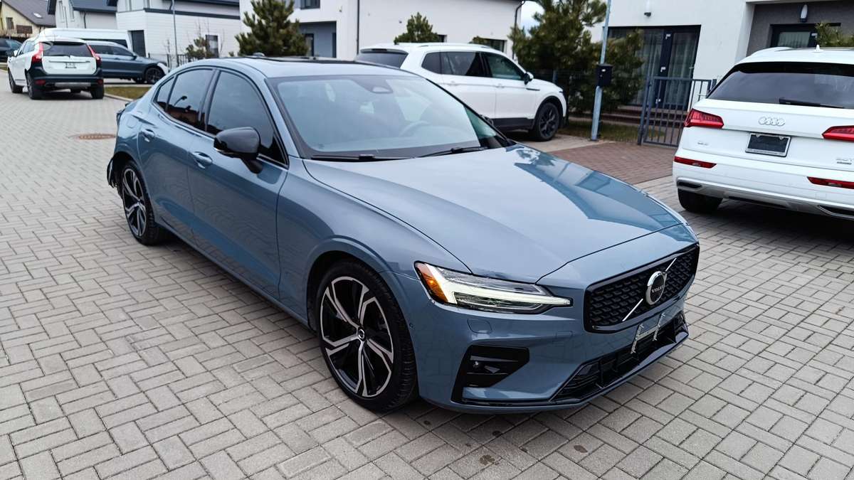 Volvo S60 - 3