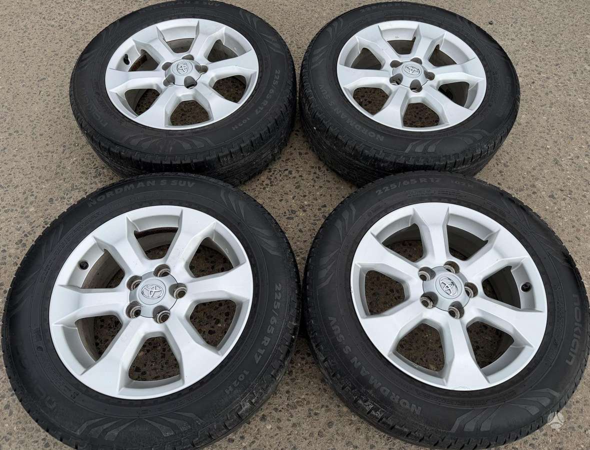 Toyota, lengvojo lydinio, R17