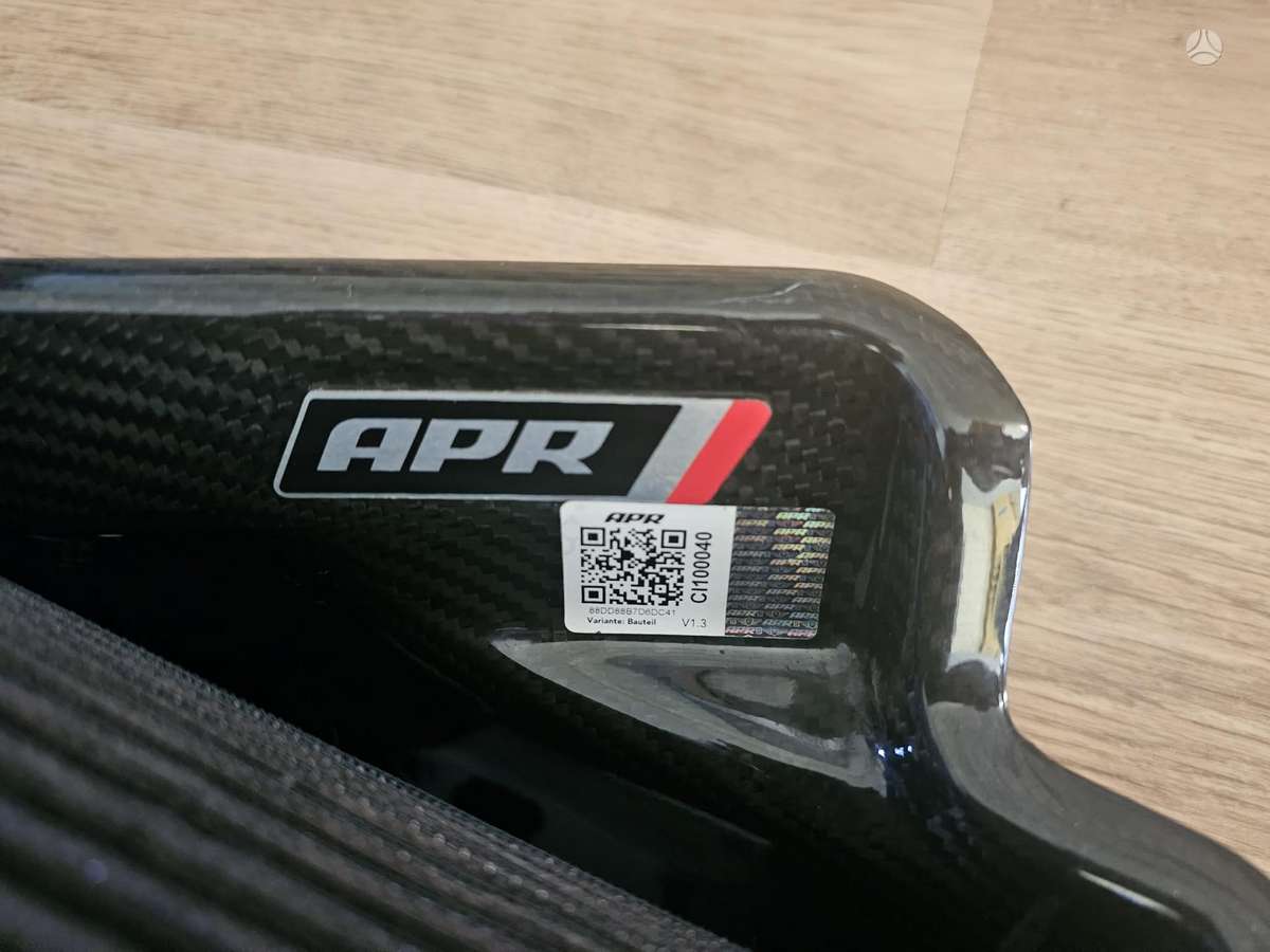 Audi S3 žibintai