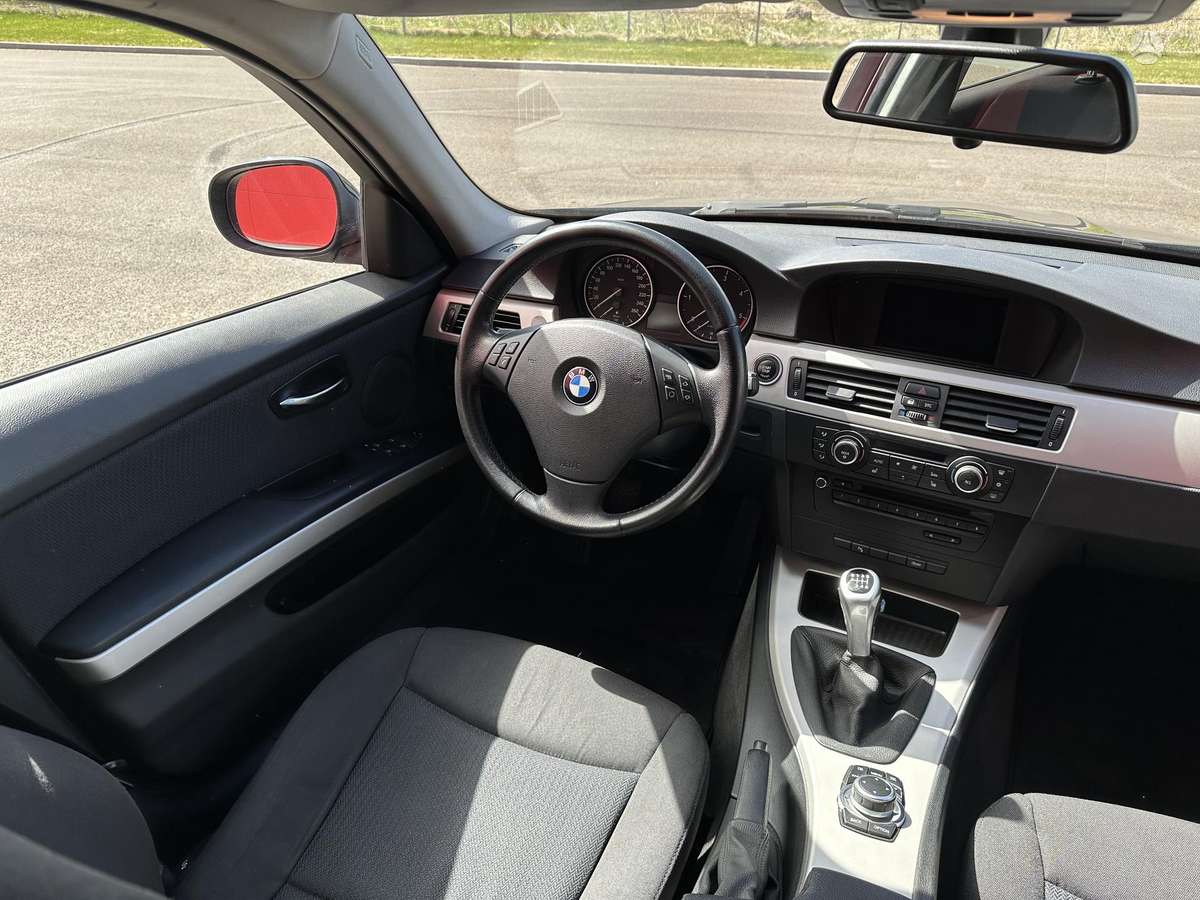 BMW 320, 2.0 l., Универсал
