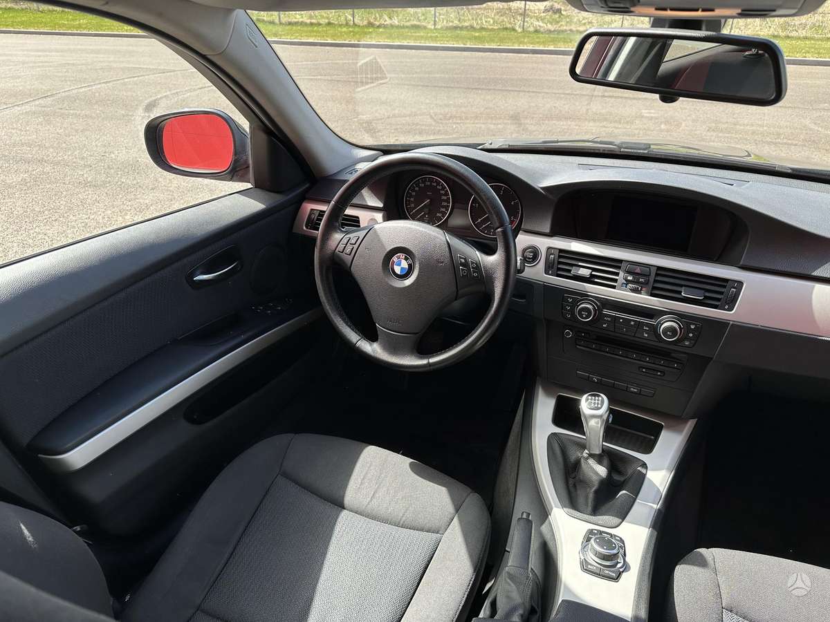 BMW 320, 2.0 l., wagon