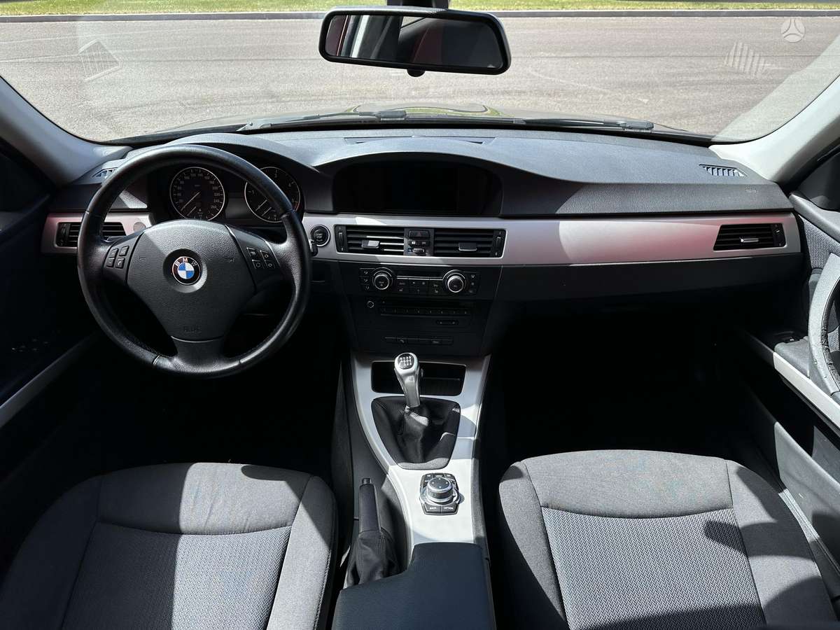 BMW 320, 2.0 l., Универсал