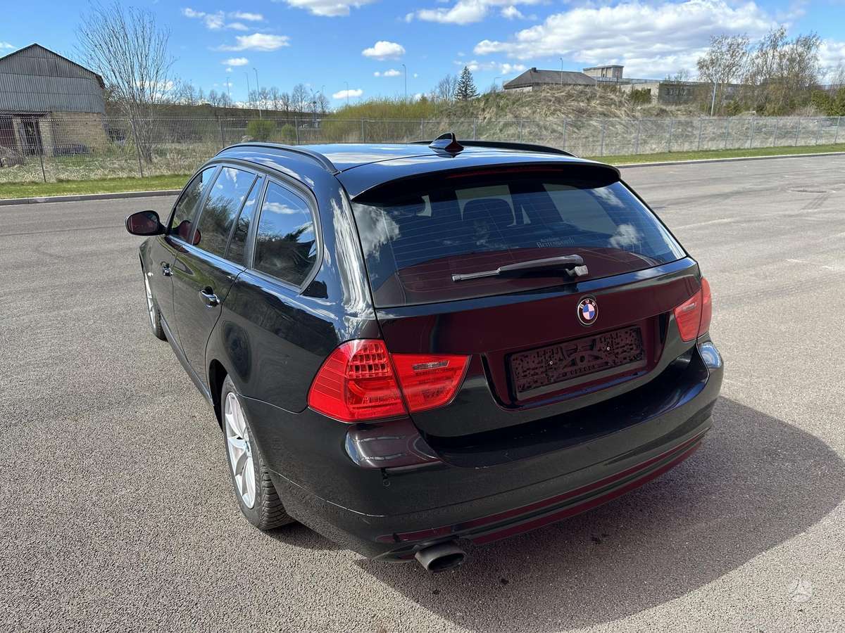 BMW 320, 2.0 l., Универсал