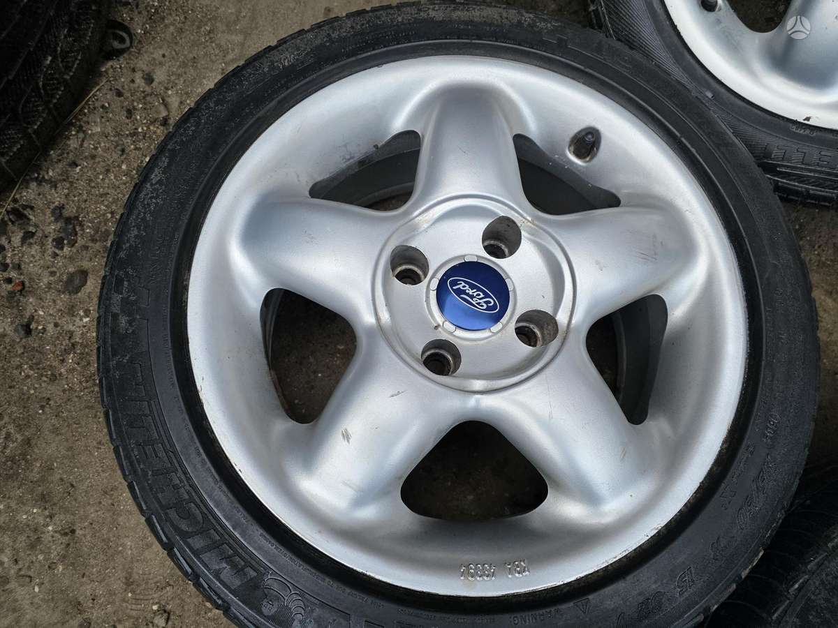 Ford Fiesta, легкосплавные , R15