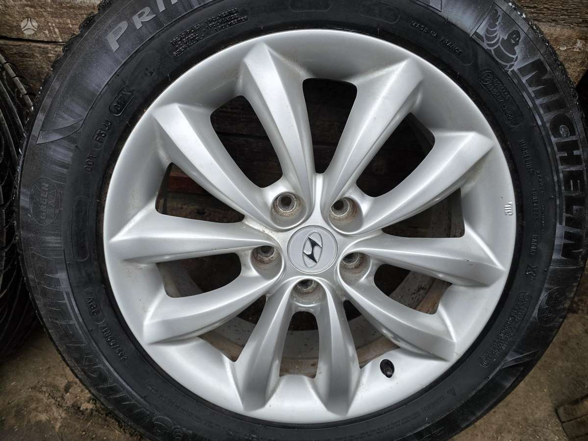 Hyundai, lengvojo lydinio, R17