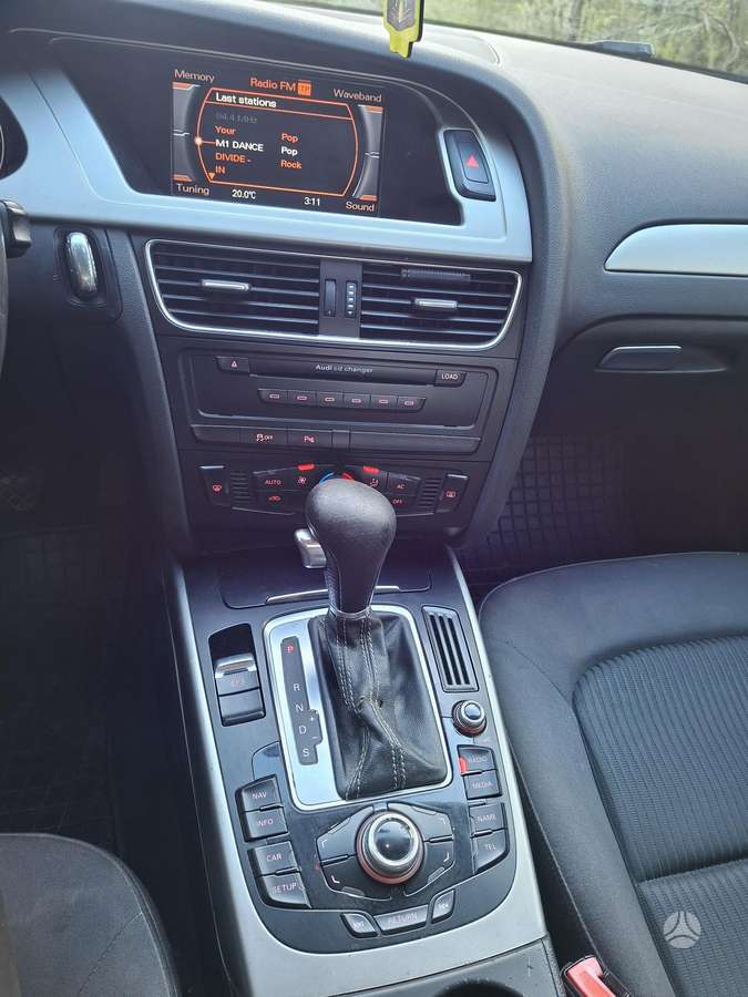 Audi A4, 2.0 l., Универсал