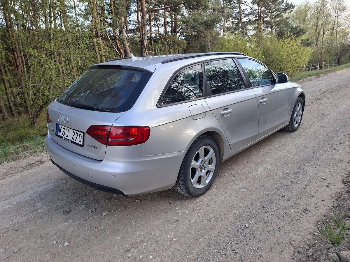 Audi A4, 2.0 l., Универсал