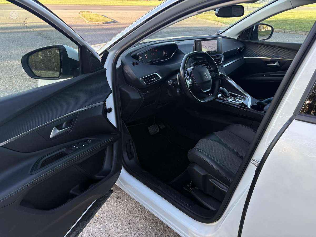 Peugeot 3008 - 10